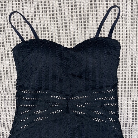 NWT Kenneth Cole Crochet Swimsuit - Picture 7 of 10